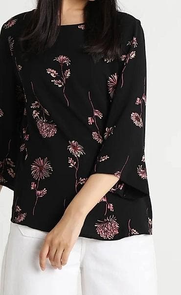 Women's Clothing: Lagana bluza sa cvetnim printom🌼
Vel 36/38
700 RSD ✨ at lalafo.rs — 1 Women's Clothing: Lagana bluza sa cvetnim printom🌼
Vel 36/38
700 RSD ✨ — 1