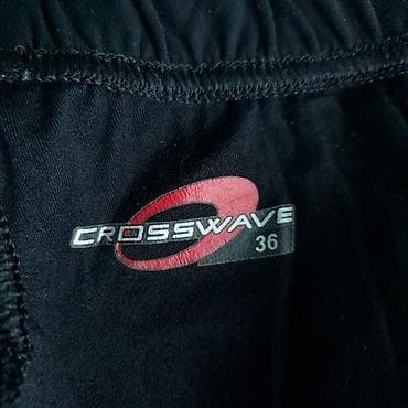 pantalone butiku ali: Biciklističke 3/4 crosswave, vel. S/36, gel marka: crosswave na lalafo.rs — 1 pantalone butiku ali: Biciklističke 3/4 crosswave, vel. S/36, gel marka: crosswave — 1