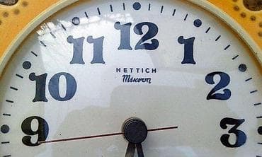 Vintage HETTICH keramički zidni sat. U besprekornom radnom i estetskom na lalafo.rs — 2 Vintage HETTICH keramički zidni sat. U besprekornom radnom i estetskom — 2