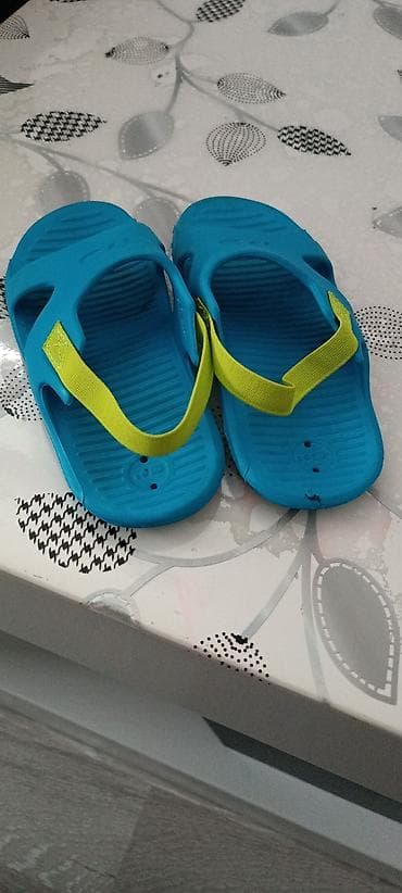 Papuče,sandale za more, bazen broj 27-28 na lalafo.rs — 1 Papuče,sandale za more, bazen broj 27-28 — 1