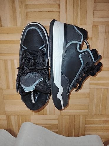 Patike Raised The Crew – crno-sive Ug26cm - Model: Raised “The Crew” na lalafo.rs — 4 Patike Raised The Crew – crno-sive Ug26cm - Model: Raised “The Crew” — 4