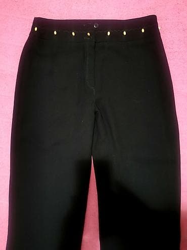 Crne pantalone. M vel
Nema oštećenja na lalafo.rs — 1 Crne pantalone. M vel
Nema oštećenja — 1