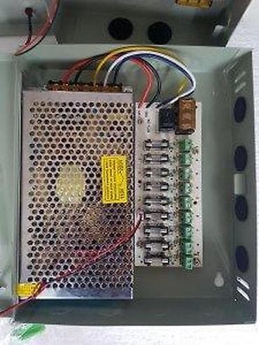 Profesionalno napajanje u ormariću sa 220v na 12v NOVO. 12v 5A na lalafo.rs — 9 Profesionalno napajanje u ormariću sa 220v na 12v NOVO. 12v 5A — 9