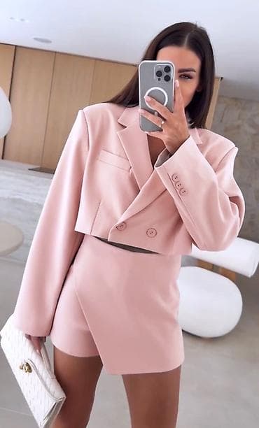 🔥Ženski komplet – kratki sako + šorts/suknja (skort)
✅3200 din na lalafo.rs — 2 🔥Ženski komplet – kratki sako + šorts/suknja (skort)
✅3200 din — 2