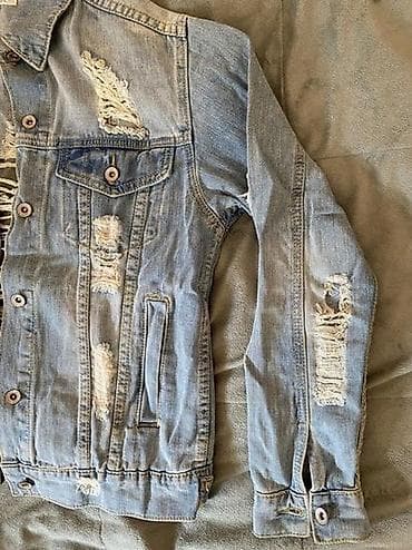 bermude teksas br: S Teksas jakna u dobrom stanju, kratko nošena at lalafo.rs — 3 bermude teksas br: S Teksas jakna u dobrom stanju, kratko nošena — 3