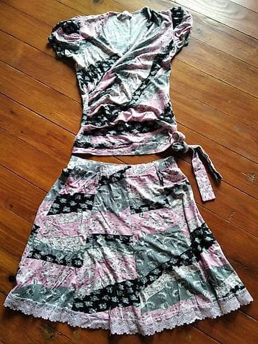 Women's Clothing: S, color - Multicolored at lalafo.rs — 2 Women's Clothing: S, color - Multicolored — 2
