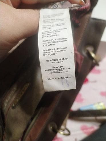 zenske original guess: Anekke torba – model sa putničkim motivima - Brend: Anekke - Dizajn na lalafo.rs — 6 zenske original guess: Anekke torba – model sa putničkim motivima - Brend: Anekke - Dizajn — 6