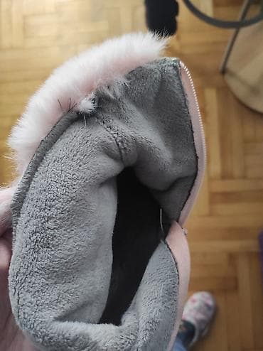 Cizme broj 41, bez ostecenja na lalafo.rs — 4 Cizme broj 41, bez ostecenja — 4