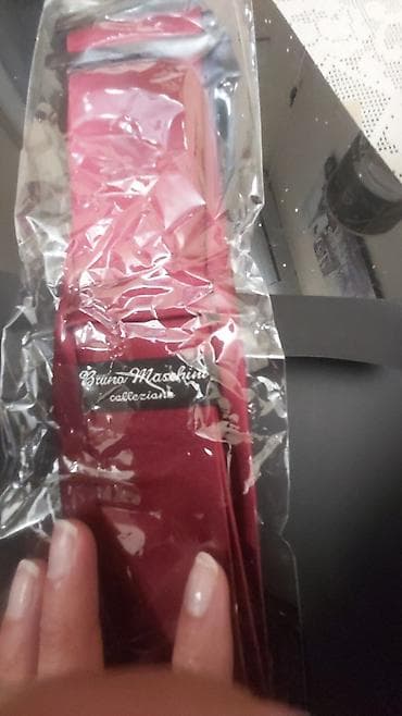 One size, bоја - Crvena na lalafo.rs One size, bоја - Crvena