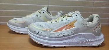 Altra Paradigm 6 (br.39) patike su u odličnom stanju kao što se vidi i na lalafo.rs — 3 Altra Paradigm 6 (br.39) patike su u odličnom stanju kao što se vidi i — 3