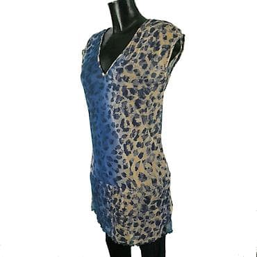 Bluza guess, vel. M marka: guess veličina: m materijal: poliester na lalafo.rs — 2 Bluza guess, vel. M marka: guess veličina: m materijal: poliester — 2