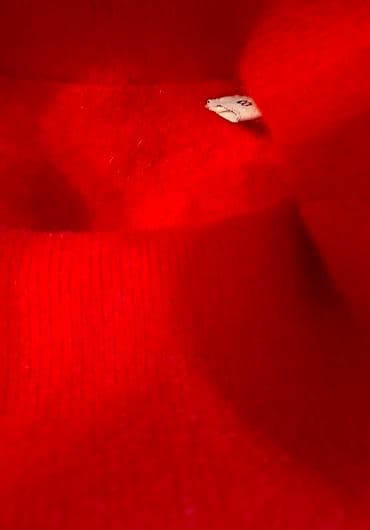 Benetton original pantalone satenske svečane sa šarom ugraviranom vel na lalafo.rs — 9 Benetton original pantalone satenske svečane sa šarom ugraviranom vel — 9