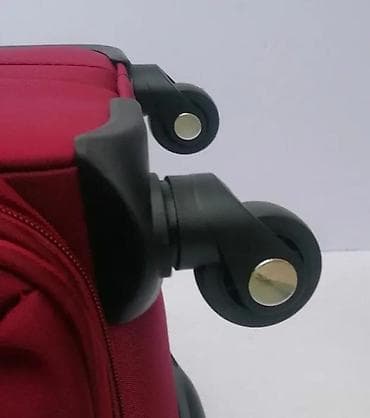 za svaki dan: Set kofera za putovanje – 3 komada, crvena boja - Brend: Reddy Wengie at lalafo.rs — 8 za svaki dan: Set kofera za putovanje – 3 komada, crvena boja - Brend: Reddy Wengie — 8