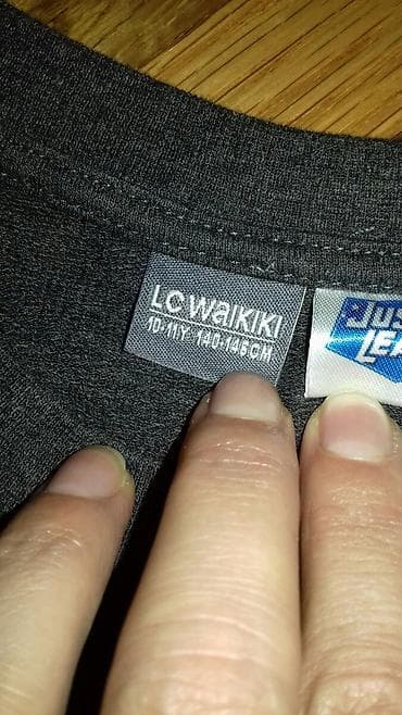 Duks za decaka u odlicnom stanju.
Velicina 10/11 na lalafo.rs — 5 Duks za decaka u odlicnom stanju.
Velicina 10/11 — 5