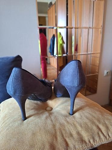 Salonke NOVE sive na stiklu, od velur koze prelepe, elegantne, vrlo na lalafo.rs — 5 Salonke NOVE sive na stiklu, od velur koze prelepe, elegantne, vrlo — 5