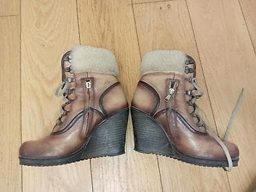 Čizme, 39 na lalafo.rs Čizme, 39