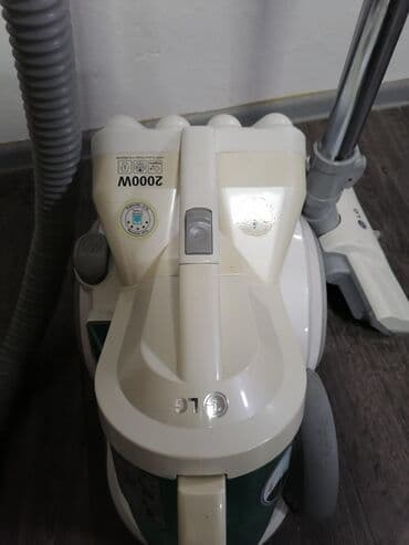 Robot usisivači: LG usisivač bez kese – Kompressor tehnologija - Model sa LG na lalafo.rs — 6 Robot usisivači: LG usisivač bez kese – Kompressor tehnologija - Model sa LG — 6