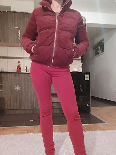 Ženska kratka zimska jakna u boji tamnog vina/burgundi. - Materijal at lalafo.rs — 2 Ženska kratka zimska jakna u boji tamnog vina/burgundi. - Materijal — 2
