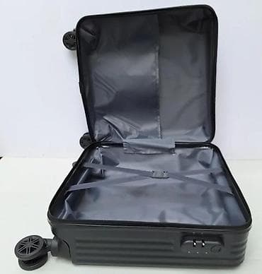 Travel suitcases and bags: Set kofera sa motivom superheroja – 2 dela - Dizajn: crni kofer i at lalafo.rs — 4 Travel suitcases and bags: Set kofera sa motivom superheroja – 2 dela - Dizajn: crni kofer i — 4