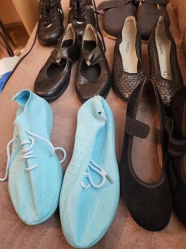 Ženska obuća i torbe – razni modeli Obuća: - Balerinke crne sa at lalafo.rs — 10 Ženska obuća i torbe – razni modeli Obuća: - Balerinke crne sa — 10