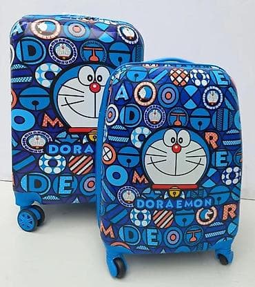 Travel suitcases and bags: Set kofera Doraemon – 2 komada - Dizajn: šareni plavi print sa likom at lalafo.rs — 3 Travel suitcases and bags: Set kofera Doraemon – 2 komada - Dizajn: šareni plavi print sa likom — 3