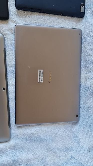 Lot tablet uređaja – različite marke i modeli neispitani su - Samsung na lalafo.rs — 7 Lot tablet uređaja – različite marke i modeli neispitani su - Samsung — 7