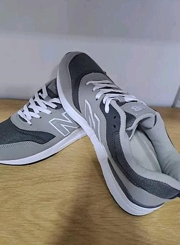 Brojevi 46
2700 din. Hc na lalafo.rs — 4 Brojevi 46
2700 din. Hc — 4