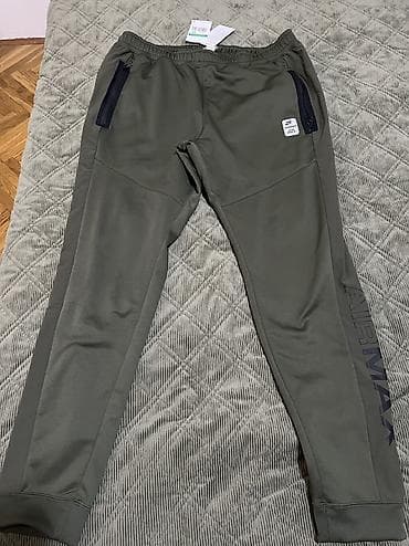NIKE Sportswear Air Max Men's Poly-Knit Joggers vel. XL NOVO
IF at lalafo.rs — 3 NIKE Sportswear Air Max Men's Poly-Knit Joggers vel. XL NOVO
IF — 3