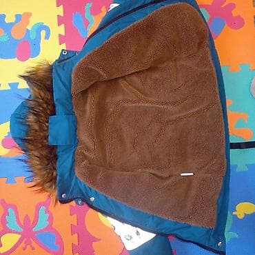 Dečija zimska jakna sa kapuljačom i krznenim rubom. - Boja: petrolej na lalafo.rs — 6 Dečija zimska jakna sa kapuljačom i krznenim rubom. - Boja: petrolej — 6