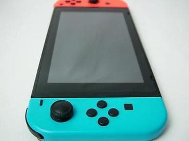 zenske original guess: Nintendo Switch V2 konzola u korektnom stanju, sa manjim tragovima na lalafo.rs — 6 zenske original guess: Nintendo Switch V2 konzola u korektnom stanju, sa manjim tragovima — 6