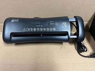 UniTED OFFICE aparat za uništavanje dokumenata (seckalica papira) - na lalafo.rs UniTED OFFICE aparat za uništavanje dokumenata (seckalica papira) -