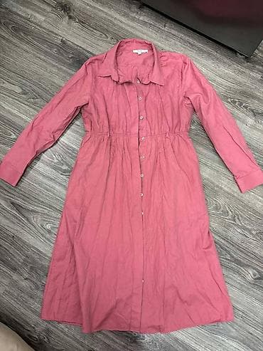 Odlična haljina, veličine 38 na lalafo.rs — 1 Odlična haljina, veličine 38 — 1