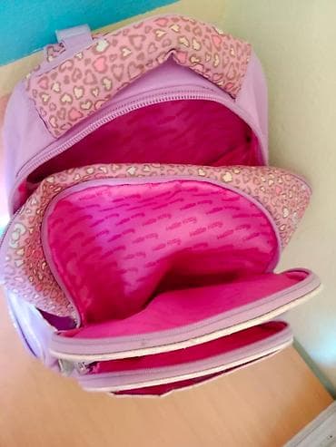 Hello Kitty Sanrio original anatomski ranac nošen lagan mekan . Nema na lalafo.rs — 3 Hello Kitty Sanrio original anatomski ranac nošen lagan mekan . Nema — 3