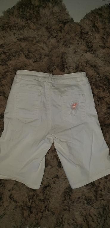 Teksas kvlitetan sorc bela boja na vezeno cvece.Kao nov S,M 200 na lalafo.rs — 4 Teksas kvlitetan sorc bela boja na vezeno cvece.Kao nov S,M 200 — 4