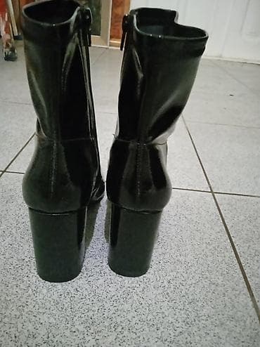 Ženske čizme do članaka – lak crna koža/eko koža, špicast vrh, blok at lalafo.rs — 5 Ženske čizme do članaka – lak crna koža/eko koža, špicast vrh, blok — 5