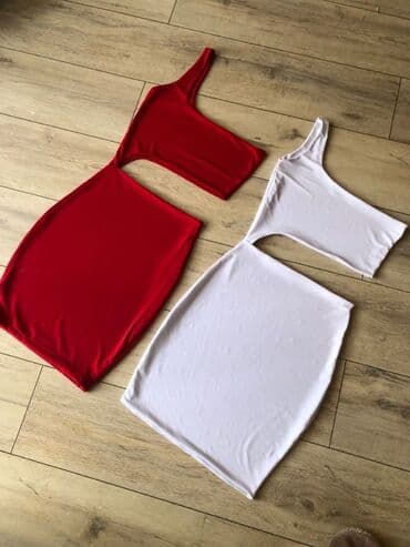 L, color - Red, Cocktail, With the straps at lalafo.rs L, color - Red, Cocktail, With the straps