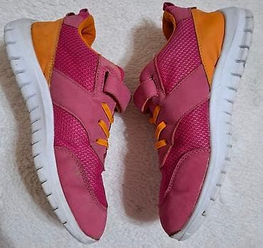 Peperts patike za devojčice Veličina 37 ug 23 cm za svaki dan mekane na lalafo.rs — 3 Peperts patike za devojčice Veličina 37 ug 23 cm za svaki dan mekane — 3