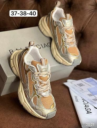 Brojevi na slikama
4200 dinp na lalafo.rs — 4 Brojevi na slikama
4200 dinp — 4