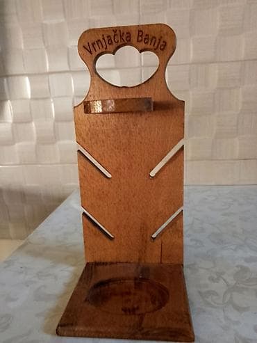 Ironing Boards: Suvenir set „Vrnjačka Banja“ – boca i 4 čašice sa stalkom - Staklena at lalafo.rs — 3 Ironing Boards: Suvenir set „Vrnjačka Banja“ – boca i 4 čašice sa stalkom - Staklena — 3