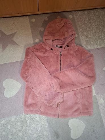 Roze ženska jakna od veštačkog krzna sa kapuljačom - Brend: Page One na lalafo.rs — 4 Roze ženska jakna od veštačkog krzna sa kapuljačom - Brend: Page One — 4