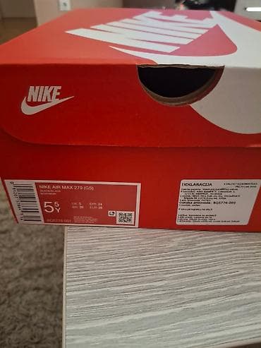 Other: Patike Nike Air Max 270 (GS) u crnoj boji, veličine US 5.5Y at lalafo.rs — 1 Other: Patike Nike Air Max 270 (GS) u crnoj boji, veličine US 5.5Y — 1
