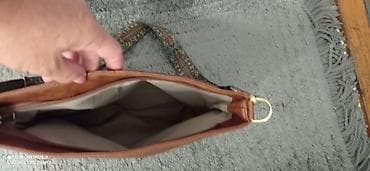 Divna karamel boje tasna,nova i vrlo prakticnadimenzije 32x25cm at lalafo.rs — 7 Divna karamel boje tasna,nova i vrlo prakticnadimenzije 32x25cm — 7