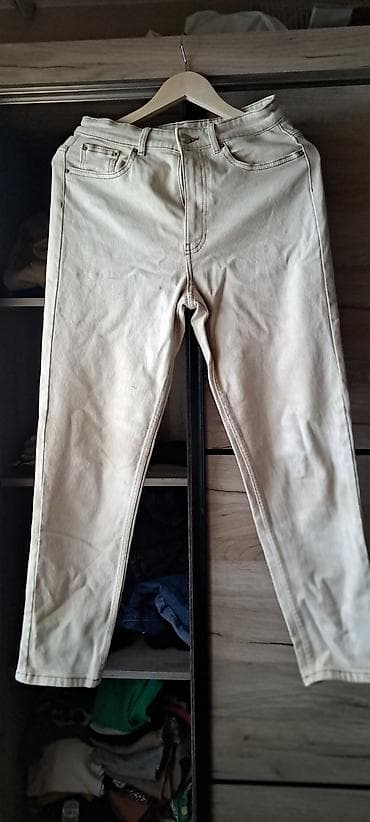 pantalone butiku ali: Zenske farmerice, više boja, modela i velicina na lalafo.rs — 4 pantalone butiku ali: Zenske farmerice, više boja, modela i velicina — 4
