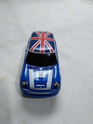 Crib & Stroller Toys: Autic Mini Cooper za auto pistu Carrera 9 cm.ispravan,malo ostecene at lalafo.rs — 2 Crib & Stroller Toys: Autic Mini Cooper za auto pistu Carrera 9 cm.ispravan,malo ostecene — 2