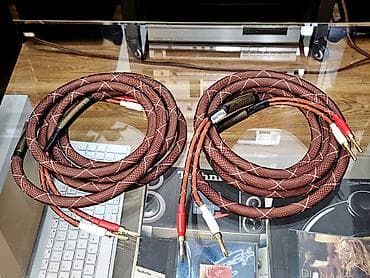 Kruger & Matz usmereni kabal za zvučnike sa bananicama Vrhunski na lalafo.rs Kruger & Matz usmereni kabal za zvučnike sa bananicama Vrhunski