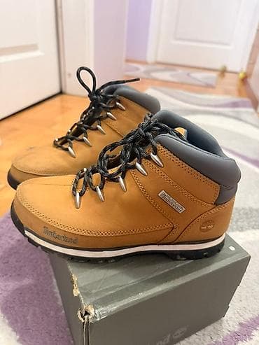 Timberland kožne planinarske cipele Bukvalno kao nove, sin ih je dva na lalafo.rs — 4 Timberland kožne planinarske cipele Bukvalno kao nove, sin ih je dva — 4
