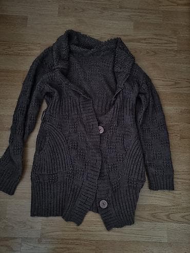 Džemper-kardigan za žene, braon boje, sa krupnim pletenim šarama i at lalafo.rs — 2 Džemper-kardigan za žene, braon boje, sa krupnim pletenim šarama i — 2