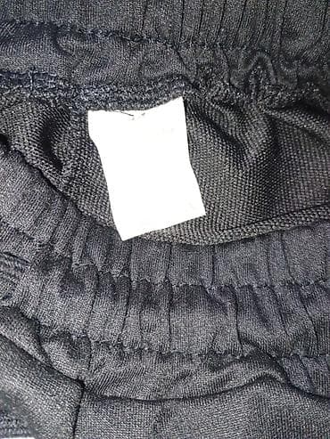 bermude teksas br: Dva nova šortsa M veličina,crni i svi,imaju džepove.Komad 600 din.oba at lalafo.rs — 4 bermude teksas br: Dva nova šortsa M veličina,crni i svi,imaju džepove.Komad 600 din.oba — 4