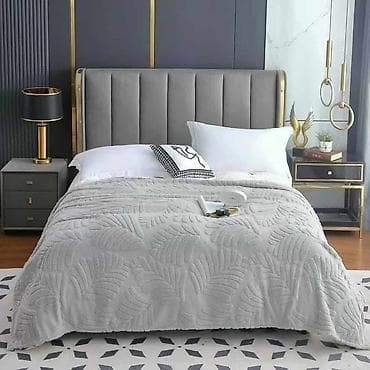 Prekrivač za krevet u roze boji sa teksturiranim dezenom listova na lalafo.rs — 3 Prekrivač za krevet u roze boji sa teksturiranim dezenom listova — 3