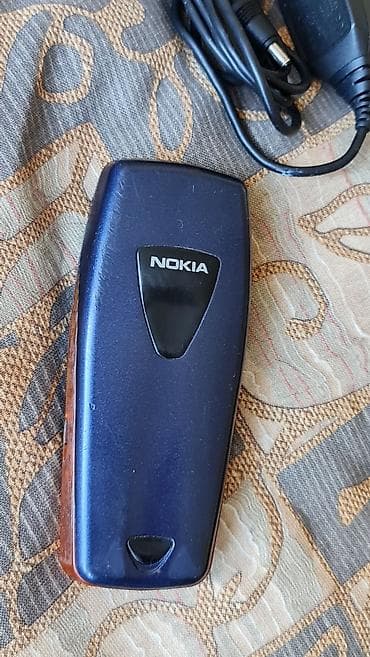 kom sa etiketom: Nokia mobilni telefon (klasični/feature phone) sa punjačem - Model at lalafo.rs — 3 kom sa etiketom: Nokia mobilni telefon (klasični/feature phone) sa punjačem - Model — 3